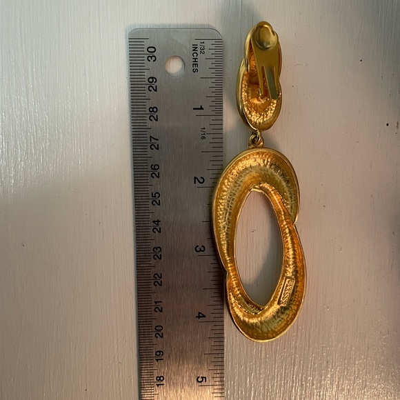 Essex XL Vintage 80’s Gold Dipped Signed  Clips - Picture 3 of 8